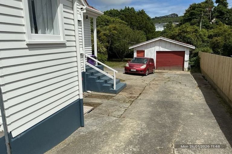 Photo of property in 28 Bould Street, Johnsonville, Wellington, 6037