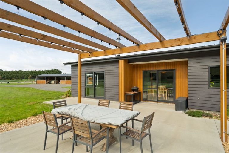 Photo of property in 51 Manukawiri Way, Martinborough, Greytown, 5794