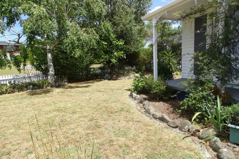 Photo of property in 90 Thames Road, Paeroa, 3600