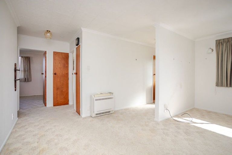 Photo of property in 9 Mcphee Street, Dannevirke, 4930