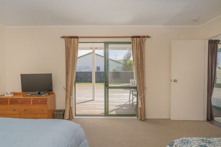 Photo of property in 31 Whitby Avenue, Whitianga, 3510