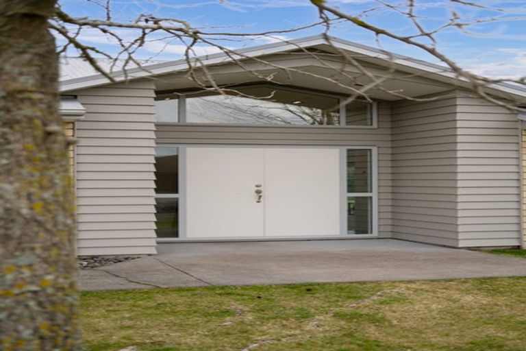 Photo of property in 35 Carnation Court, Cambridge, 3434