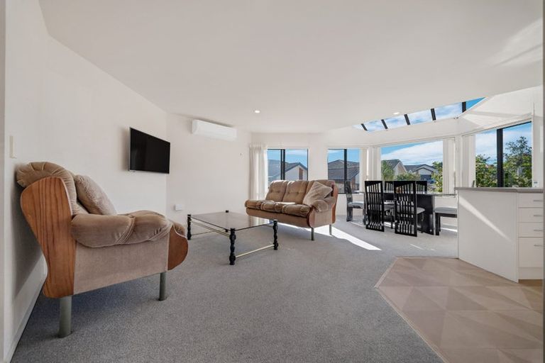 Photo of property in 10/169 Sturges Road, Henderson, Auckland, 0612