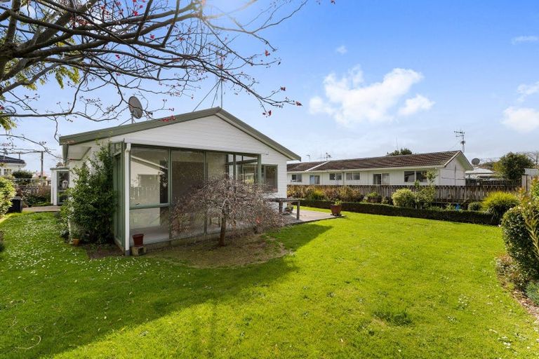 Photo of property in 11 Bradley Street, Paeroa, 3600