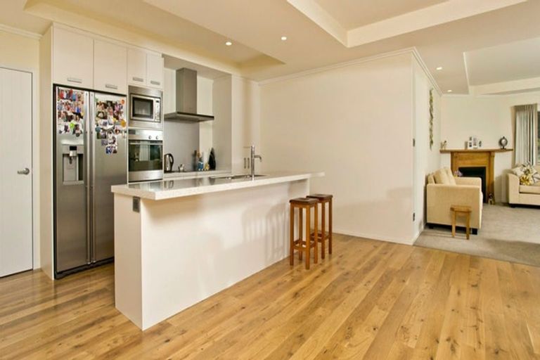 Photo of property in 12 Stevensons Crescent, Albany Heights, Albany, 0793