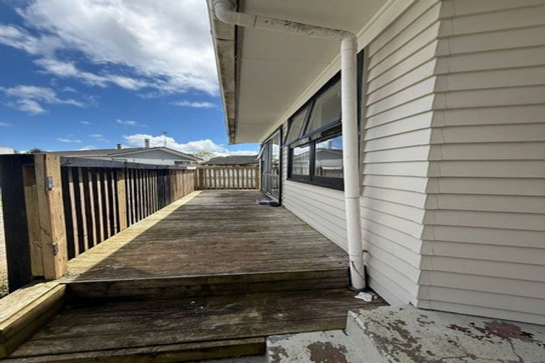 Photo of property in 44b Kelvin Road, Papakura, 2110