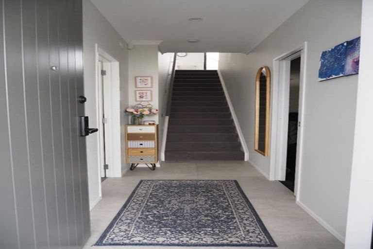 Photo of property in 9 Roundel Crescent, Whenuapai, Auckland, 0618