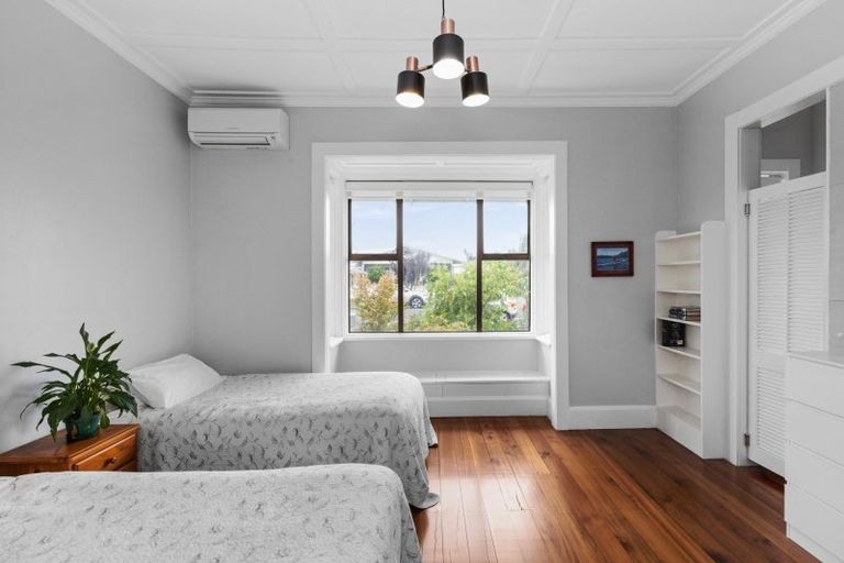 Photo of property in 82 Vigor Brown Street, Napier South, Napier, 4110