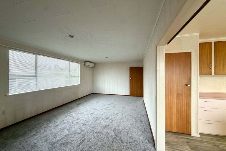 Photo of property in 14 Huatoki Street, Vogeltown, New Plymouth, 4310