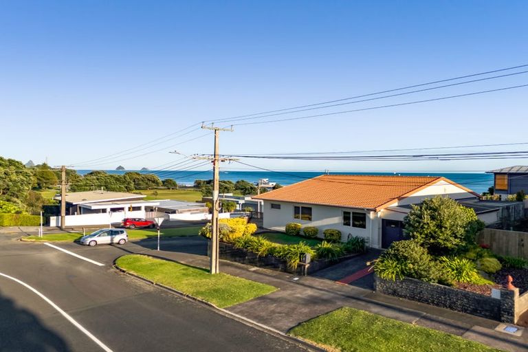Photo of property in 1 Mclean Street, Strandon, New Plymouth, 4312