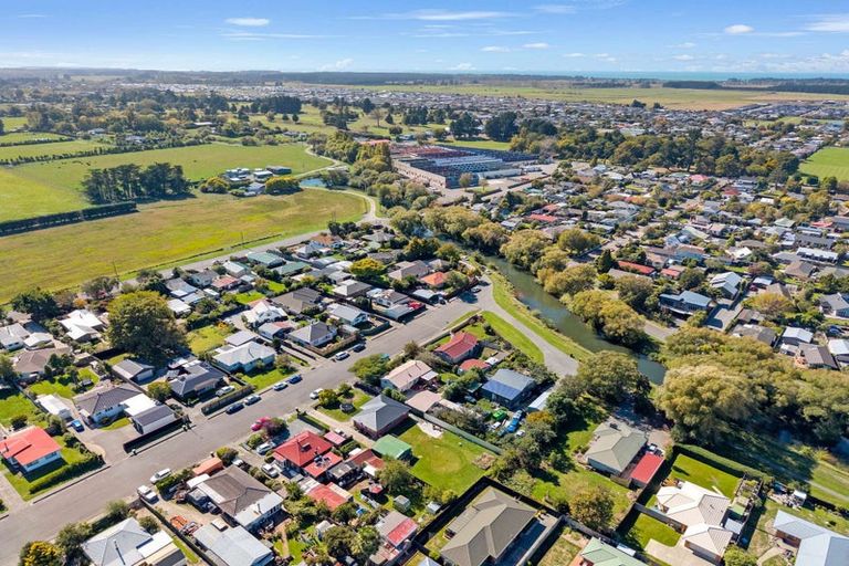 Photo of property in 31 Cridland Street West, Kaiapoi, 7630