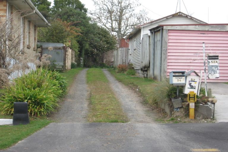 Photo of property in 54 Tranmere Road, Fairfield, Hamilton, 3214