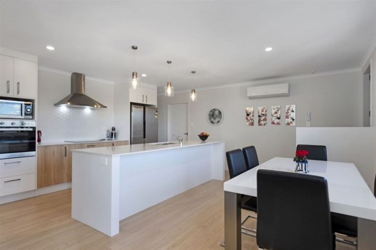 Photo of property in 1 Te Ranga Memorial Drive, Pyes Pa, Tauranga, 3112