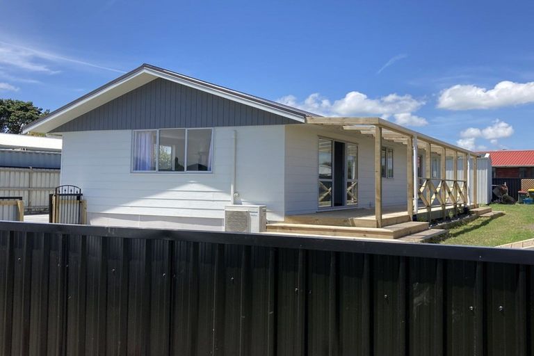 Photo of property in 61 Hume Street, Waitara, 4320