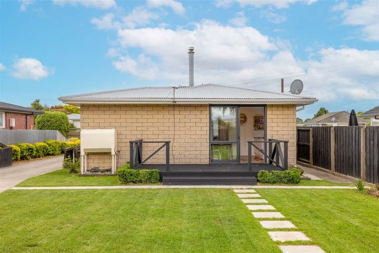 Photo of property in 23 Denise Crescent, Hornby, Christchurch, 8042