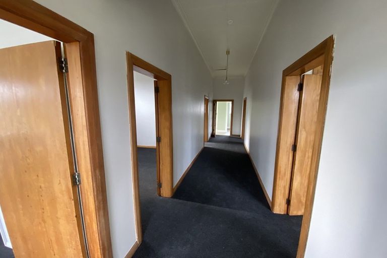 Photo of property in 267 Ruahine Street, Terrace End, Palmerston North, 4410