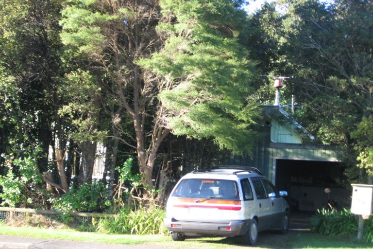 Photo of property in 195 Centreway Road, Orewa, 0931