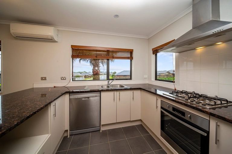 Photo of property in 42 Penrod Drive, Bell Block, New Plymouth, 4312