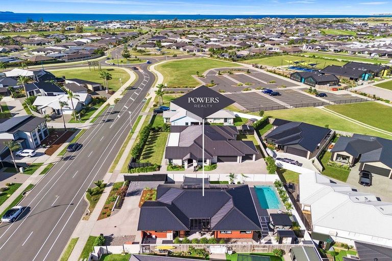 Photo of property in 50 Montiicola Drive, Papamoa Beach, Papamoa, 3118