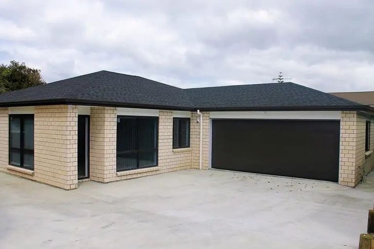 Photo of property in 65a Alfriston Road, Manurewa East, Auckland, 2102