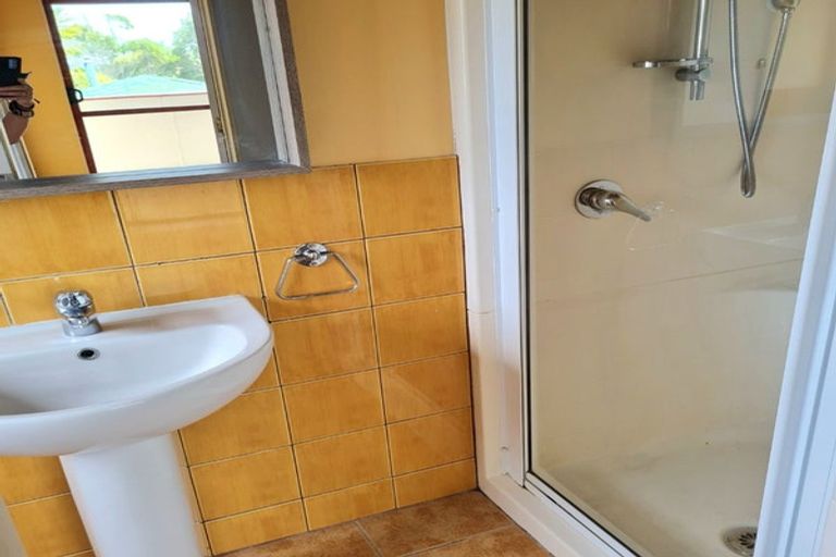 Photo of property in 7 Delshaw Avenue, Stanmore Bay, Whangaparaoa, 0932