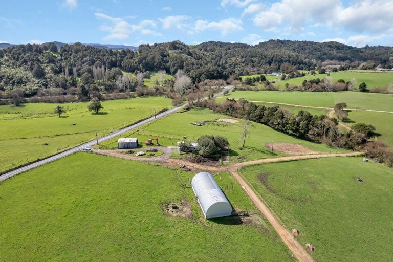 Photo of property in 122 Iranui Road, Inner Kaiti, Gisborne, 4010