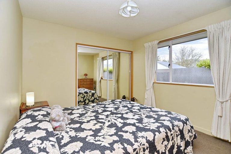 Photo of property in 2/66 Dunedin Street, Redwood, Christchurch, 8051