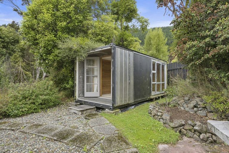 Photo of property in 192 Doctors Point Road, Waitati, 9085