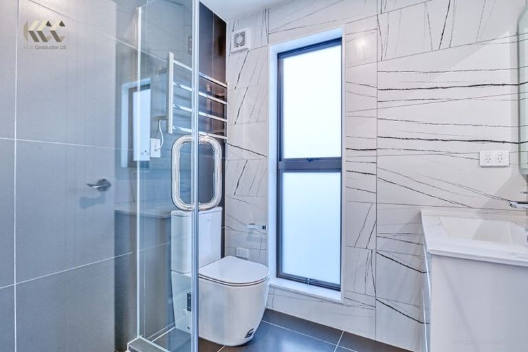 Photo of property in 3/14 Kerswill Place, Pakuranga, Auckland, 2010