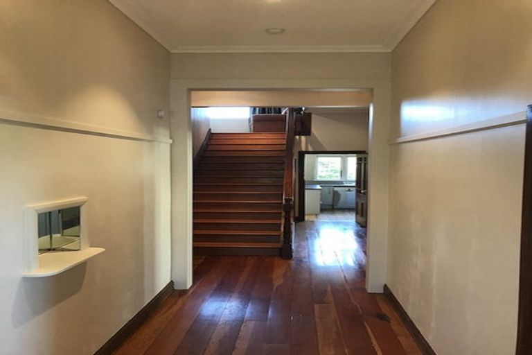 Photo of property in 56 Wellington Road, Hataitai, Wellington, 6021