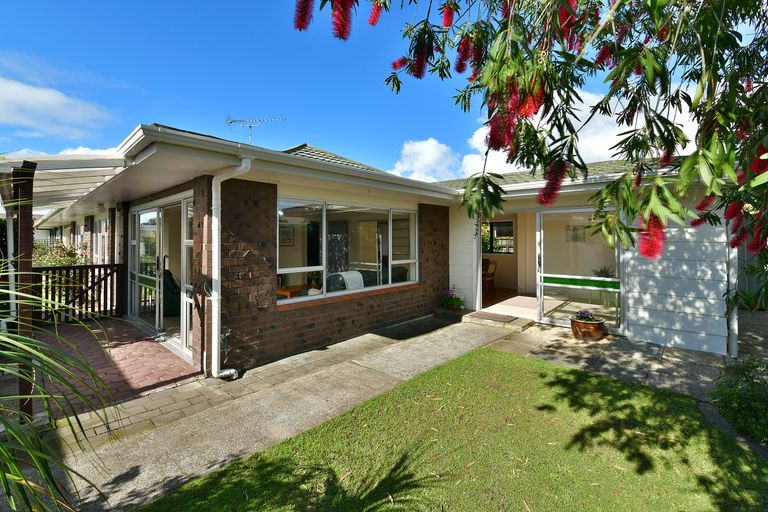 Photo of property in 1/14 Alice Avenue, Orewa, 0931