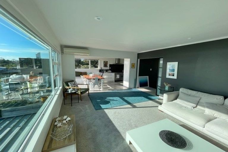 Photo of property in 1/49 Lake View Road, Takapuna, Auckland, 0622