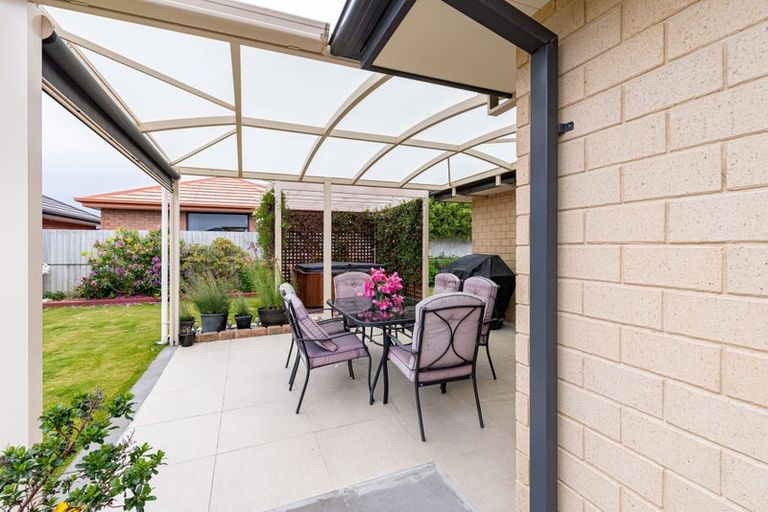 Photo of property in 27d Masefield Drive, Rolleston, 7614