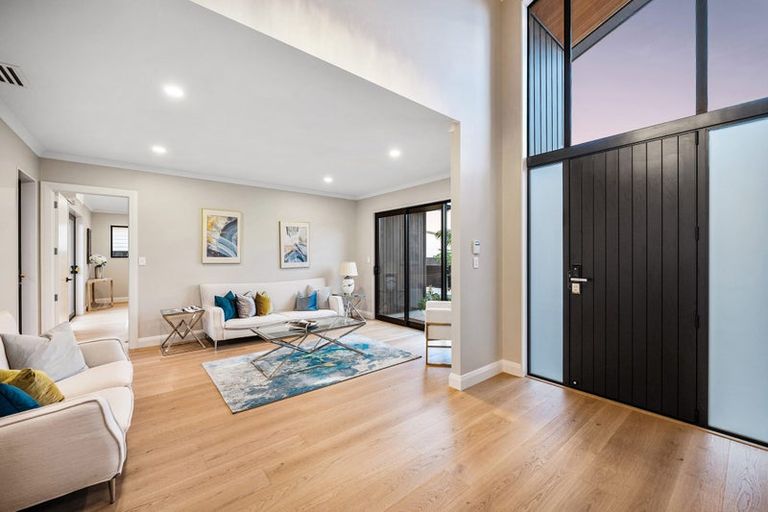 Photo of property in 56 Kewa Road, Albany Heights, Auckland, 0632