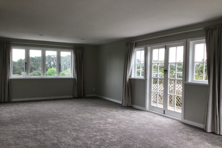 Photo of property in 27 Rugby Road, Birkenhead, Auckland, 0626