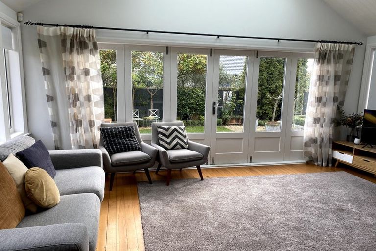 Photo of property in 107 Hamilton Avenue, Ilam, Christchurch, 8041