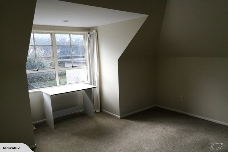 Photo of property in 70a Straven Road, Fendalton, Christchurch, 8014