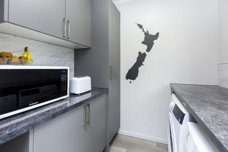 Photo of property in 3 Topaz Street, Birchville, Upper Hutt, 5018