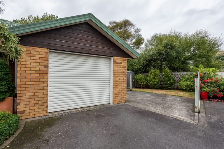 Photo of property in 116 Oxford Street, Tawa, Wellington, 5028