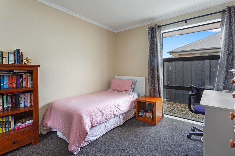 Photo of property in 17 Eyrewell Road, Pegasus, 7612