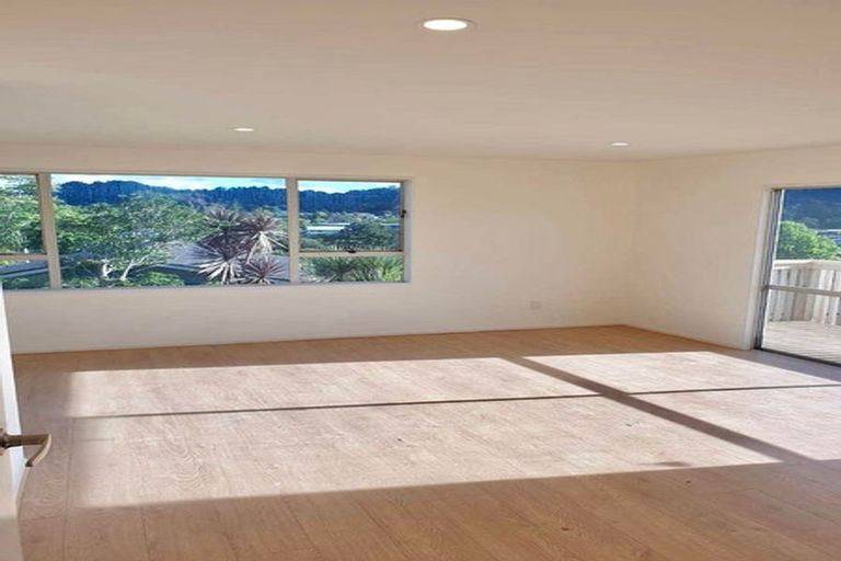 Photo of property in 2/84a Captain Scott Road, Glen Eden, Auckland, 0602