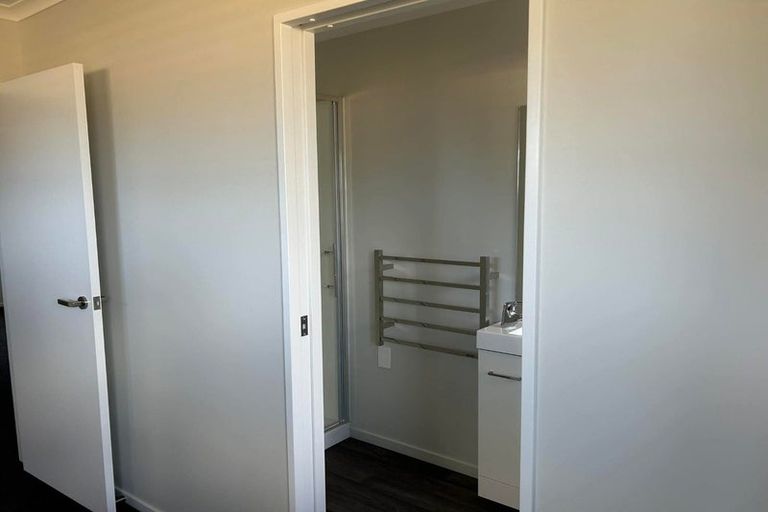 Photo of property in 4 Henshaw Street, Woodend, 7610