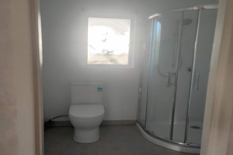 Photo of property in 37 Shoreham Street, Avondale, Auckland, 0600