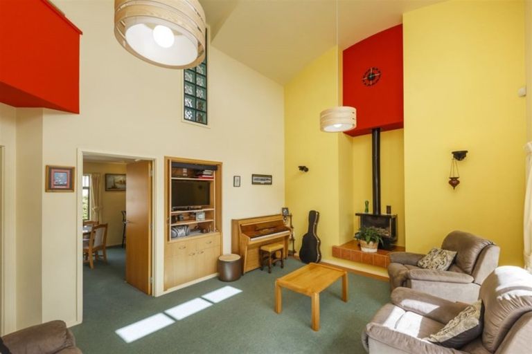 Photo of property in 79 Rangiora Avenue, Roslyn, Palmerston North, 4414