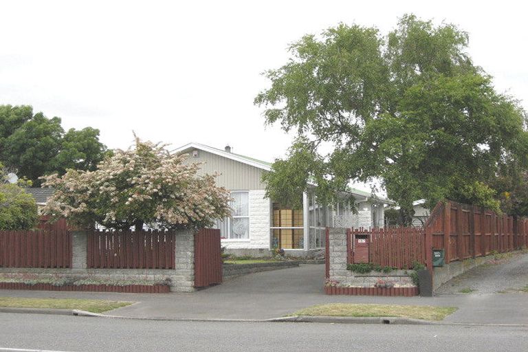 Photo of property in 167 Queenspark Drive, Parklands, Christchurch, 8083