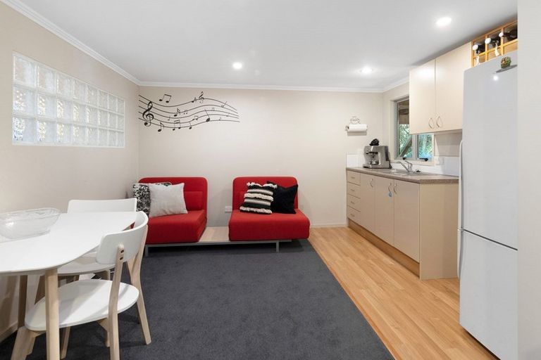 Photo of property in 89 Wood Bay Road, Titirangi, Auckland, 0604