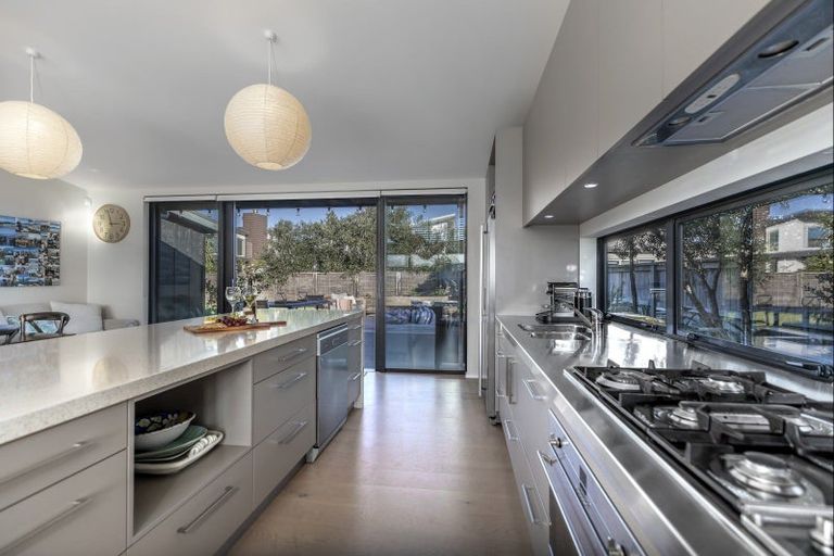 Photo of property in 8 Kewai Street, Omaha, 0986