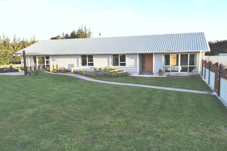 Photo of property in 653 Oxford Road, Fernside, Rangiora, 7471
