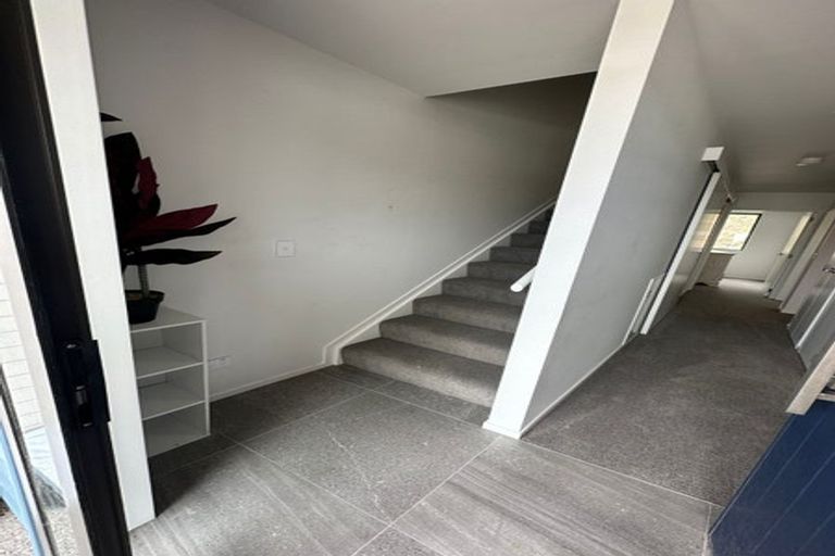 Photo of property in 39 Oakum Road, Whitby, Porirua, 5024