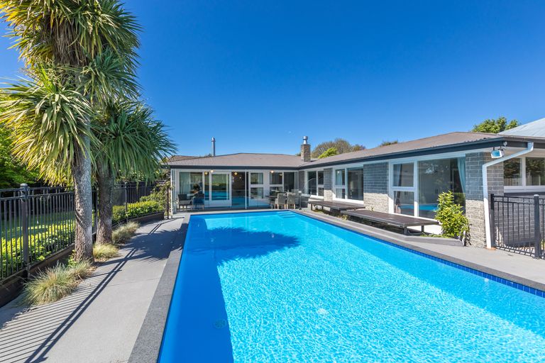 Photo of property in 6 Stanbury Avenue, Somerfield, Christchurch, 8024